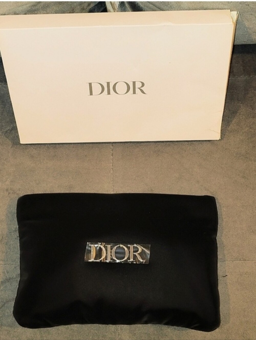 Dior NIB! Black Satin Cosmetic Case with Logo Plaque - Picture 3 of 10